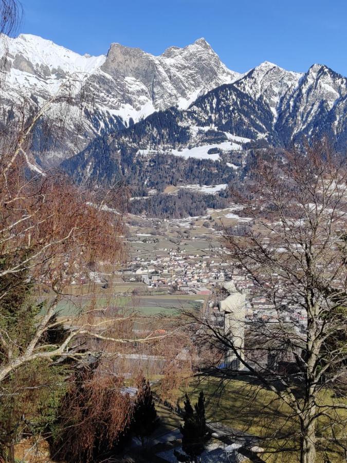 Grosse 4 Zimmer Wohnung Mit Traumhafter Aussicht Bad Ragaz Exterior photo